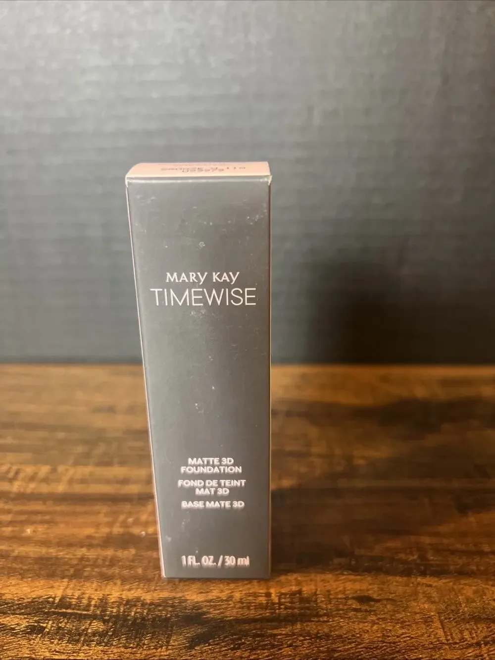 Mary Kay TimeWise Matte 3D Foundation Bronze W-110 NIB